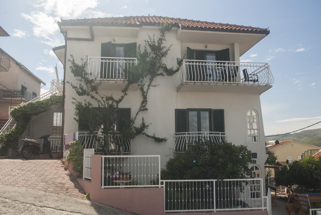 Apartments Vongula Trogir Exteriör bild